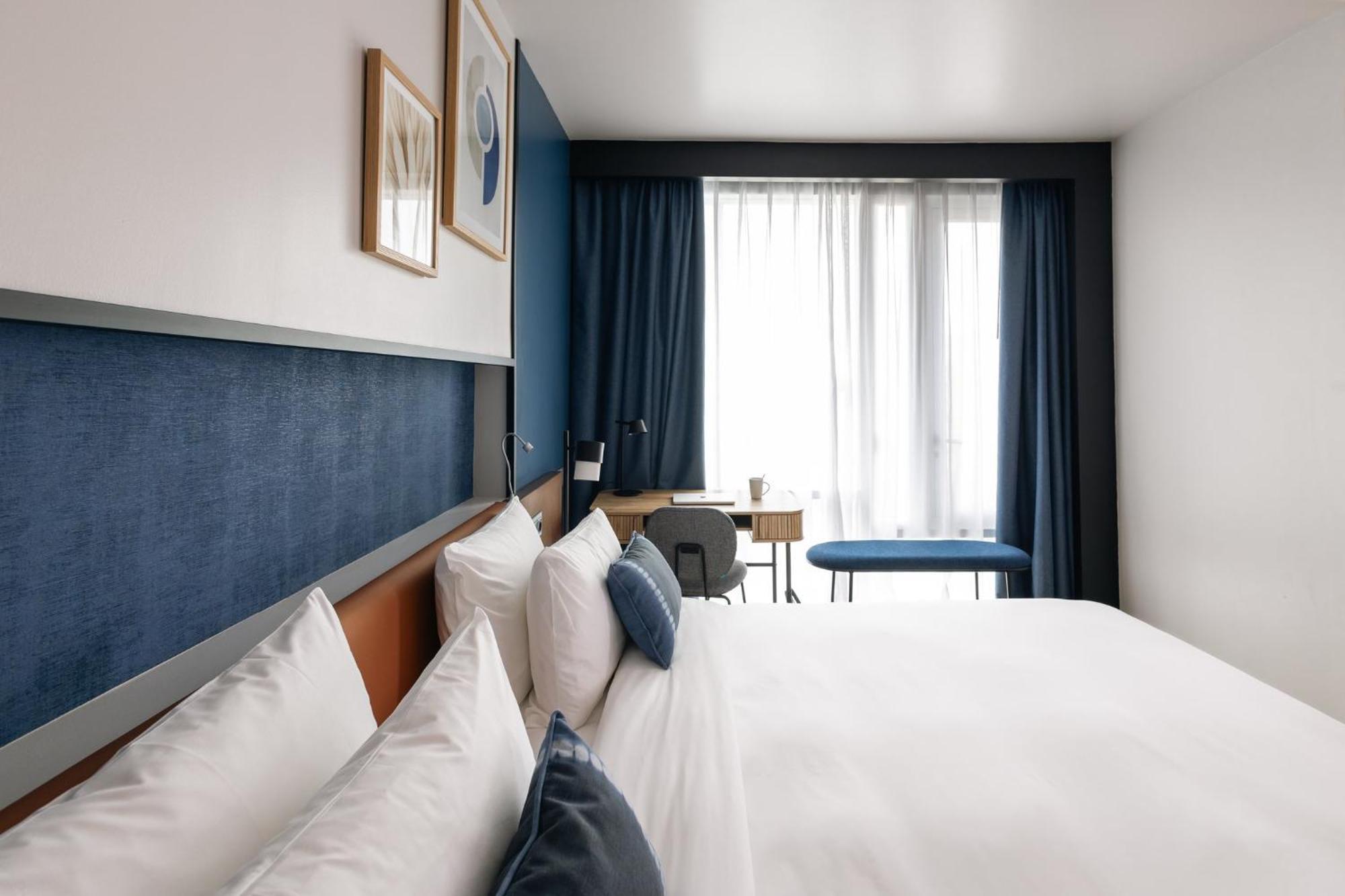Crowne Plaza Madrid - Centre Retiro By Ihg Hotel Exterior foto