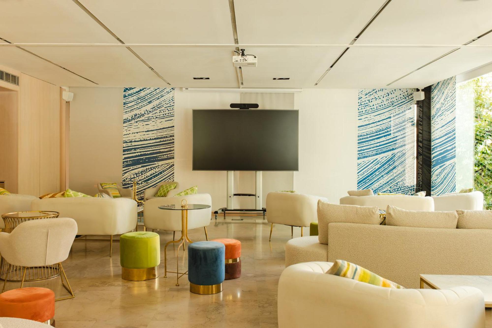 Crowne Plaza Madrid - Centre Retiro By Ihg Hotel Exterior foto